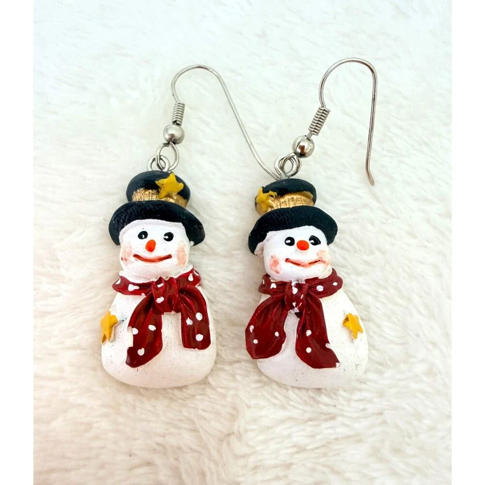 Cute Christmas Snowman Dangle Earrings Red Polka Dot Scarf Top Hat Winter Descr